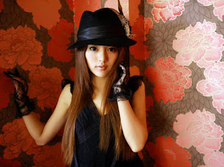 Trendy Long Sleek Hairstyle from Cute Asian Girl