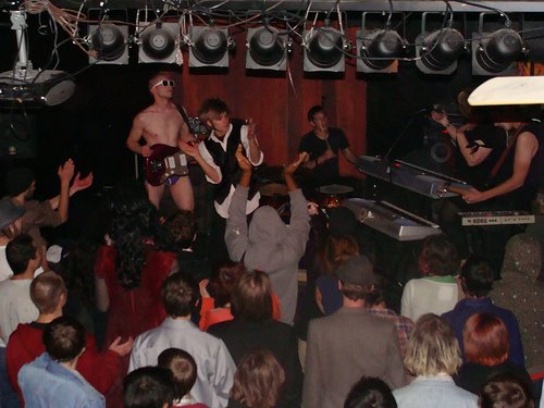 [2986517588_dc4aba41b9.jpg]