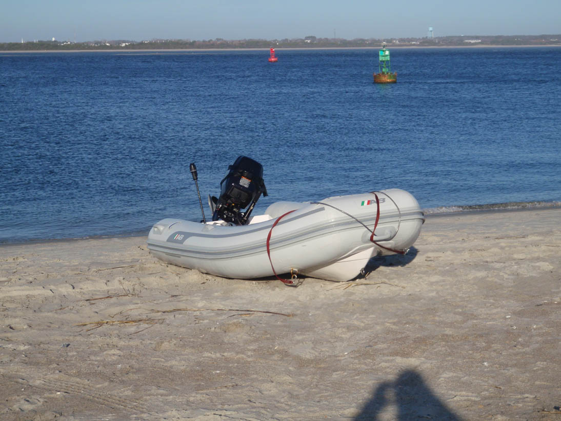 [dinghy.jpg]