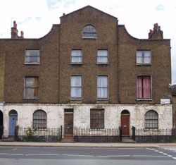 Rehabilitarán la casa londinense que compartieron Rimbaud y Verlaine