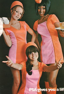 Braniff Stewardess Uniforms