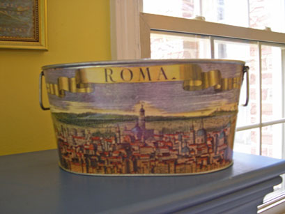 [roma-bucket.jpg]