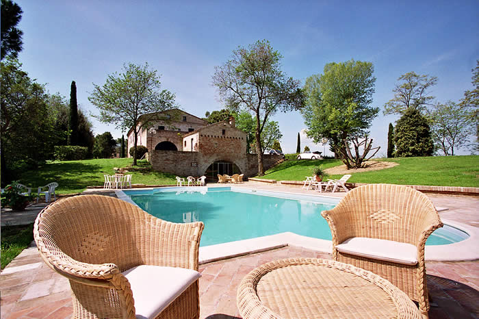 [villa-marche.jpg]