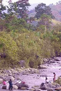 RECUERDOS...: LA BLANCURA DE LAS LAVANDERAS.