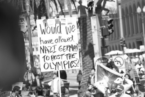[Olympicsdoingitwrong.jpg]