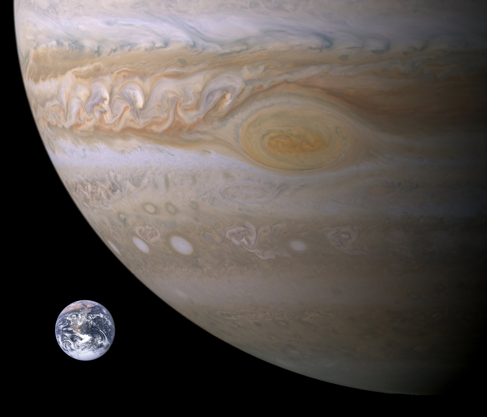 [jupiter-earth-spot_comparison3.jpg]