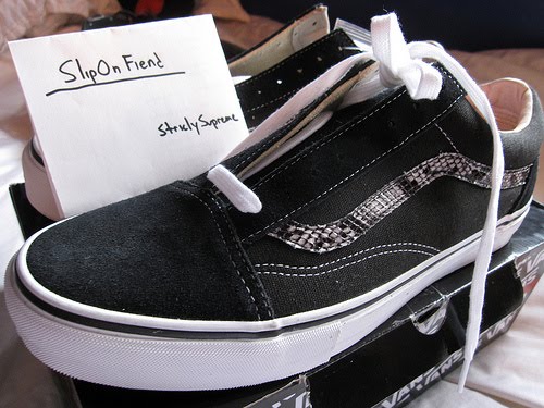 supreme vans 2010