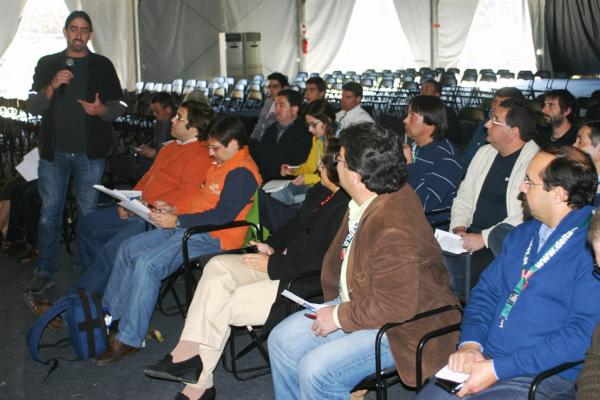 [Encontro+Blogs+Borba2008_12.JPG]