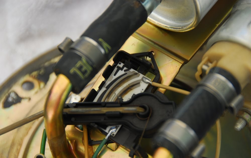 the saga of one BMW 1150 GS 1150 GS Fuel filter replacement