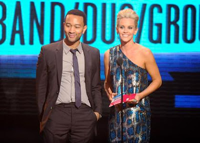 Jenny McCarthy, American Music Awards, Entertainment