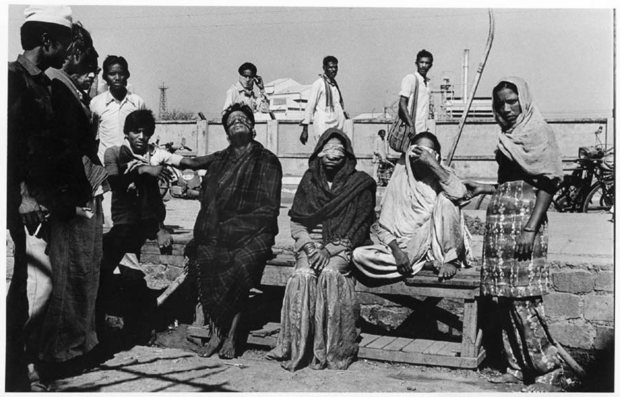 the summary of bhopal disaster The bhopal disaster (bhopal gas tragedy) executive summary on december 3, 1984, toxic poisonous methyl isocyanate gas leaked from union carbide india limited. the summary of bhopal disaster The bhopal disaster (bhopal gas tragedy) executive summary on december 3, 1984, toxic poisonous methyl isocyanate gas leaked from union carbide india limited.