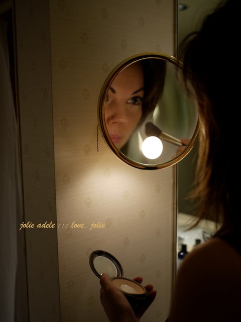 [make_up.JPG]