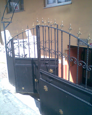 Demir Bina Giriş Kapıları