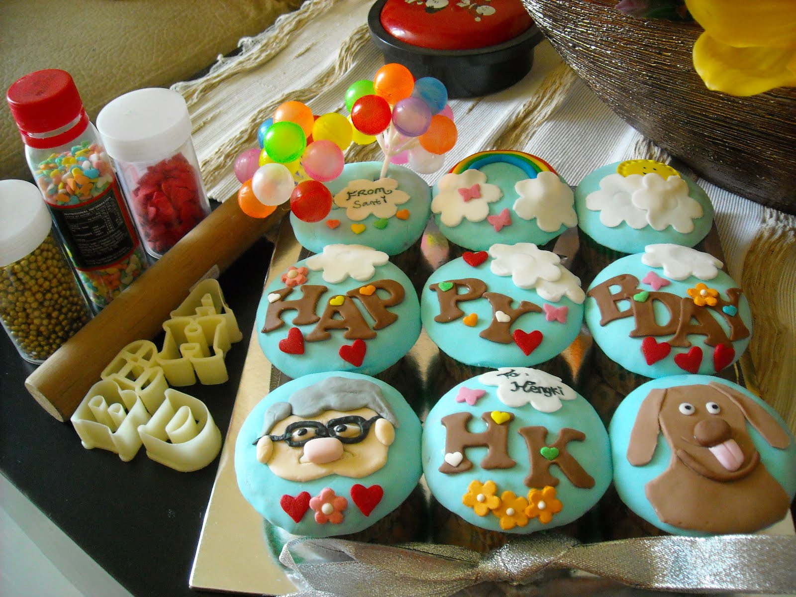 Disney Up Cupcakes