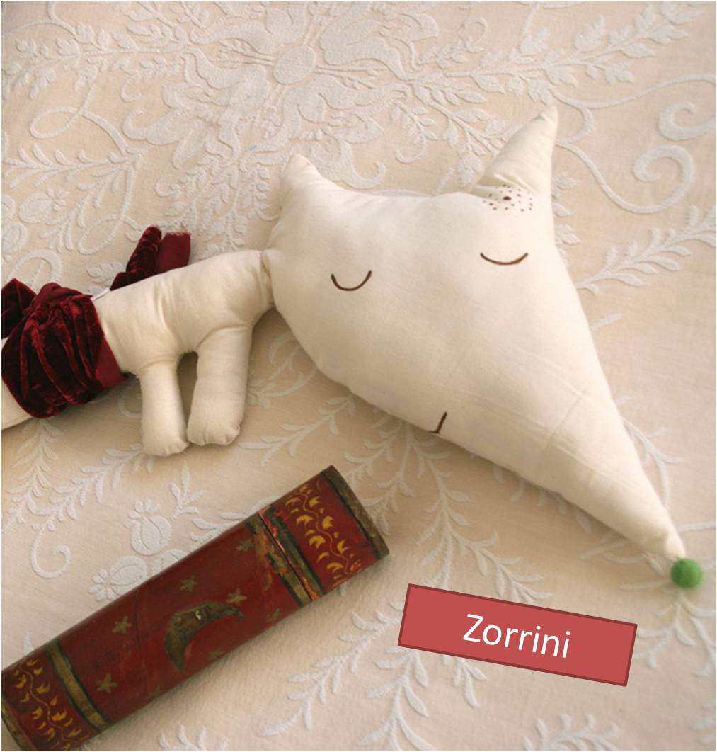 [handmade+linen+doll+zorrini.jpg]