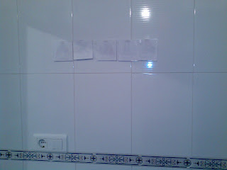 conjunto de pictos en el baño conjunto de pictos en el baño