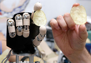 பயோனிக்ஸ் எனும் அறிவியல் அற்புதம் Bionic+fingers