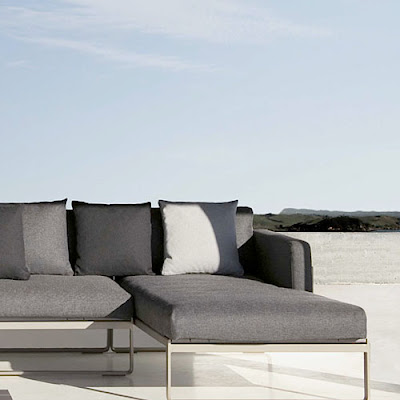 Outdoor Couches on Modern Design  Gandia Blasco Flat Modern Outdoor Sofa 2 By Mario Ruiz