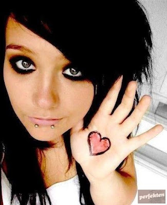 June 2009 - Emo Fashion | Emo Girls Hairstyles | Emo Girls | Emo Hairstyles 