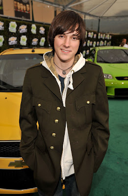 Men Haircuts With Side Bangs Men Haircuts With Side Bangs