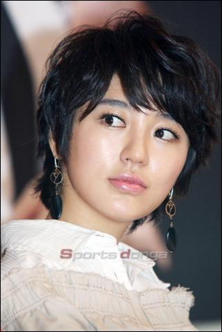 Korean hairstyle 2010. latest short black korean hairstyle