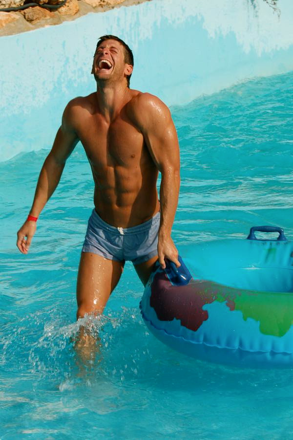 [poreles_bradleycooper02.jpg]