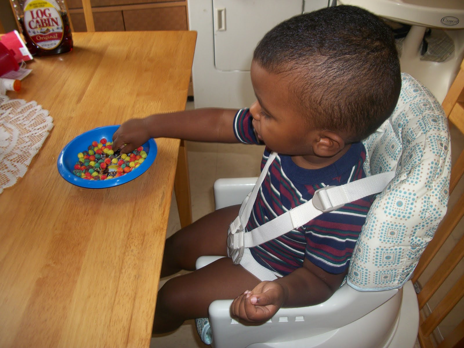 miswivel feeding chair