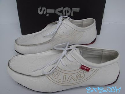 Levis White Shoes
