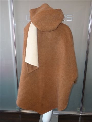 [Hermes+snap+cape+in+mohair+with+hood+back.JPG]