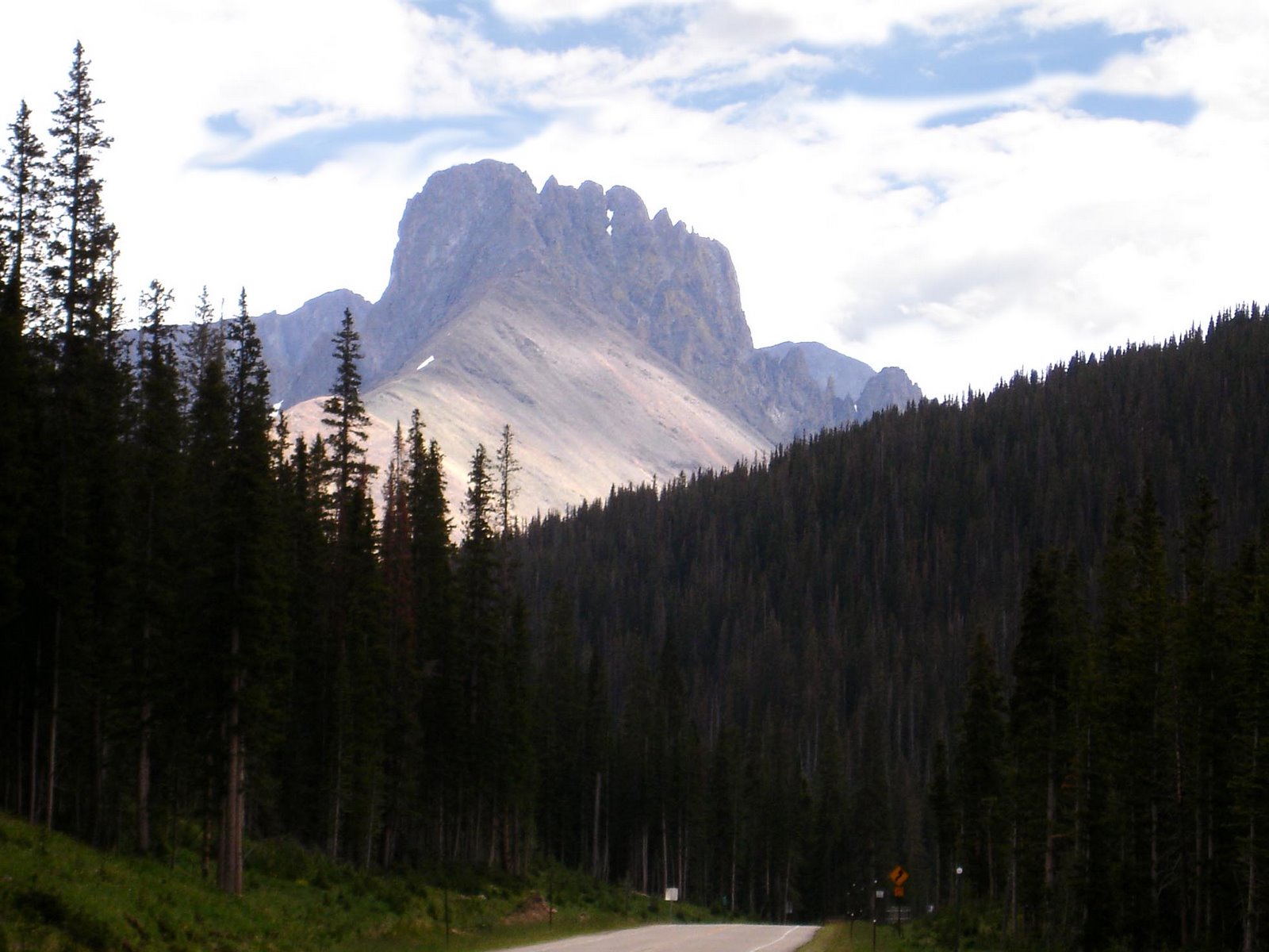 [Nokhu+Crags2small.jpg]