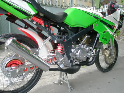 Modifikasi Kawasaki Ninja 150R Modification of Kawasaki Ninja 150R Rear View Modifikasi Kawasaki Ninja 150R Modification of Kawasaki Ninja 150R Rear View