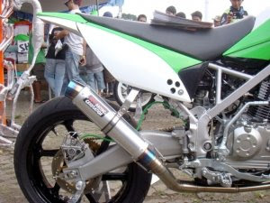 modification+of+Kawasaki+KLX+150+Wheel Kawasaki KLX 150 Supermoto Modification
