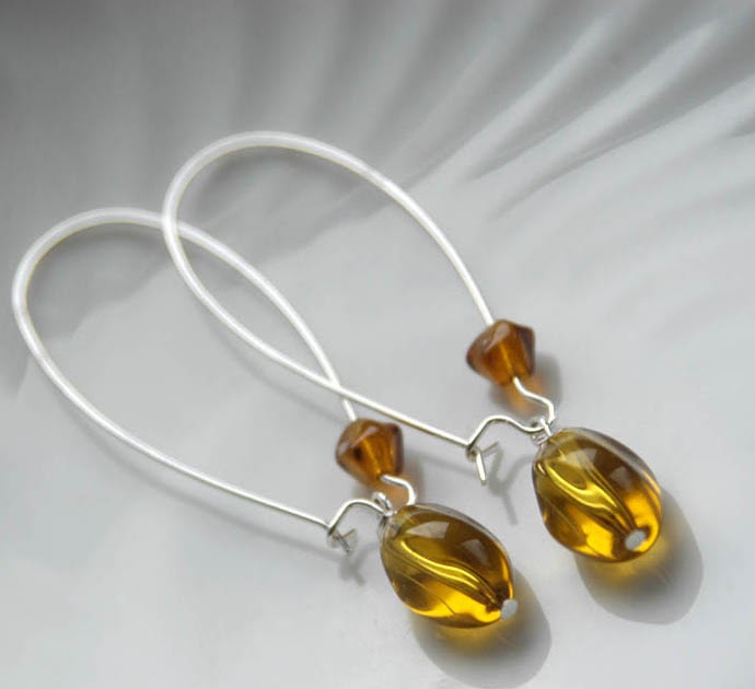 TonyaUtkina Candy earrings in amber gold