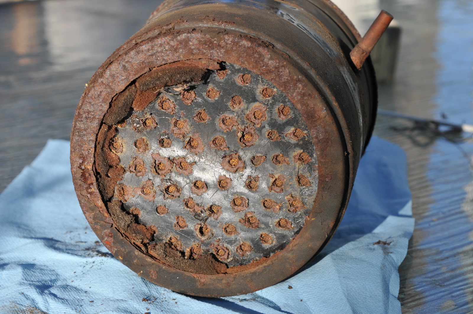 Waugh 1970 Volvo P1800 Charcoal Canister (Evaporative control system)