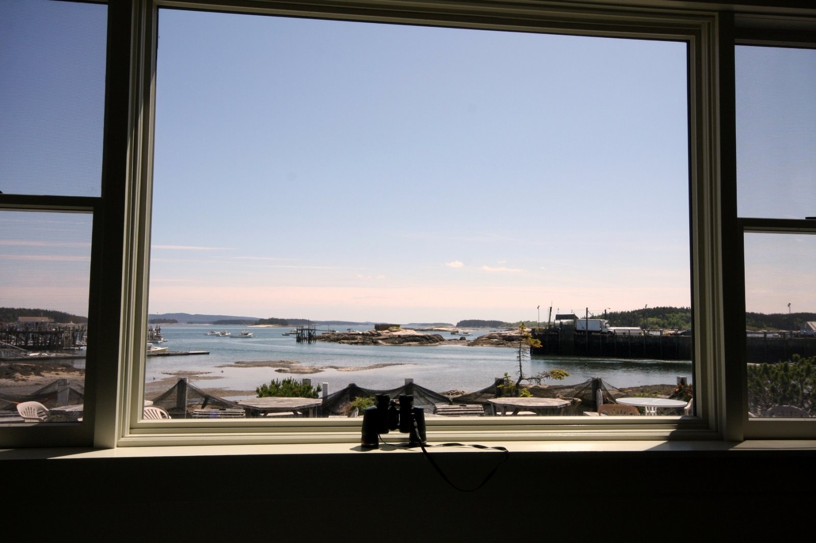 [sm+InnOnTheHarbor+view+from+room.JPG]