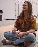 http://mikal.org/photo_journal/nt30_9_25_1999/david_holthouse.JPG http://mikal.org/photo_journal/nt30_9_25_1999/david_holthouse.JPG