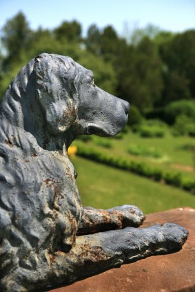 [dog+garden+statue.jpg]