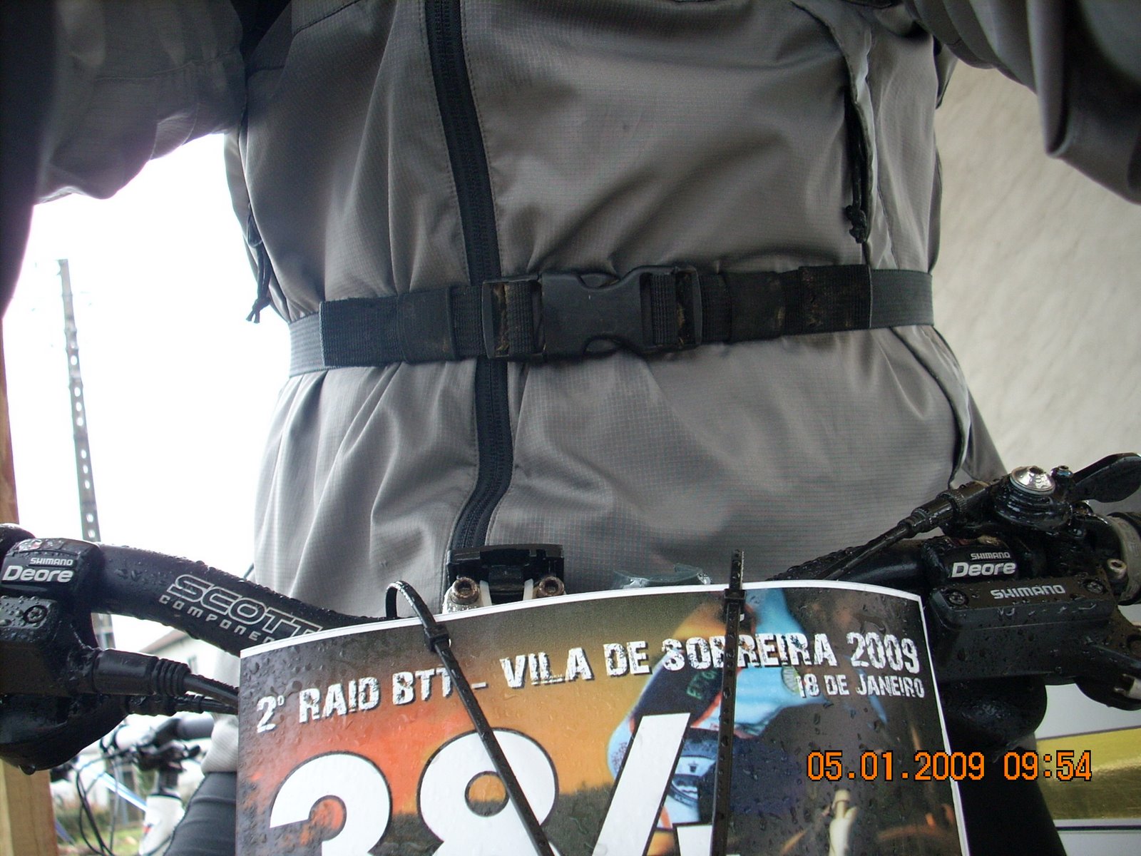 [DSCN0989.JPG]