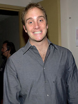 Jay Mohr in douche mode.