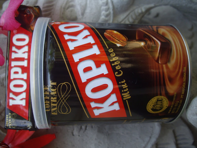 KOPIKO GIFT CAN AND PURSE-SIZE PACK.  COFFEE FLAVORED SUCKING CANDY--KOPIKO BRAND MINI COFFEE