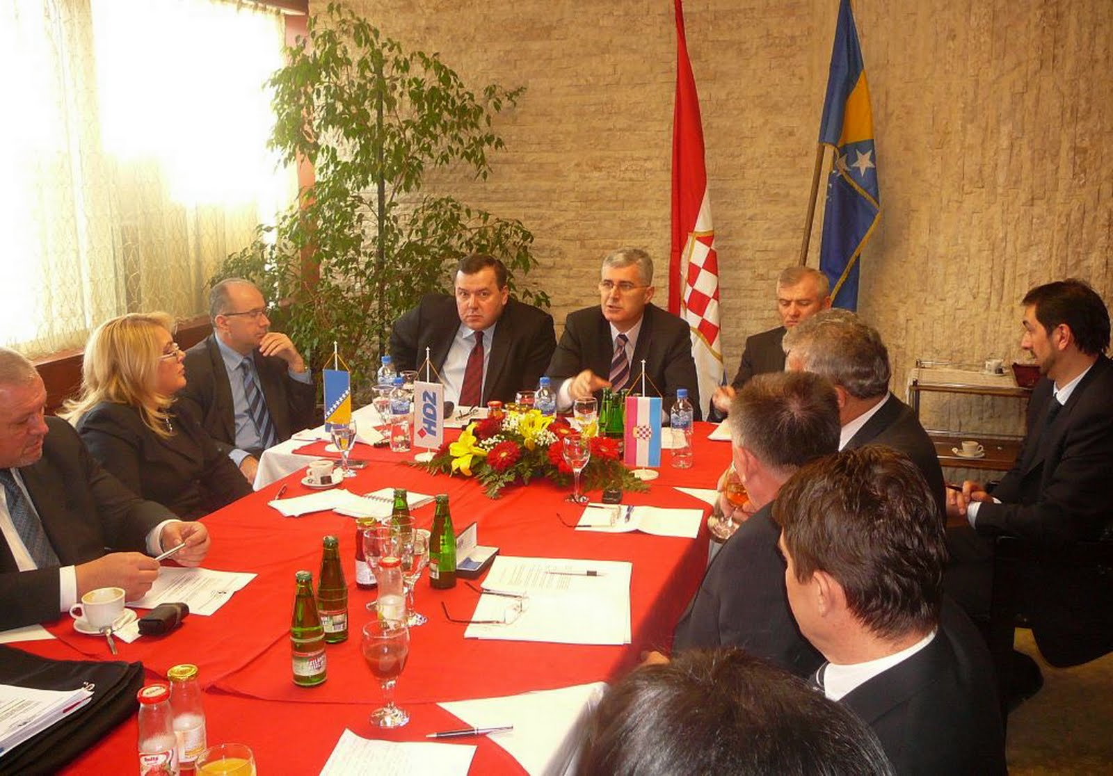 [HDZBIH+-+TUZLA-2-.jpg]