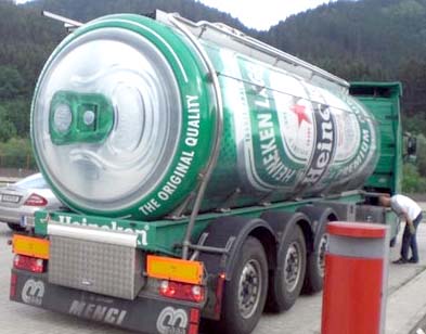 [Immagine: camion_birra.jpg9PTETR.jpg]