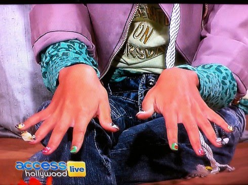 pictures of willow smith nails