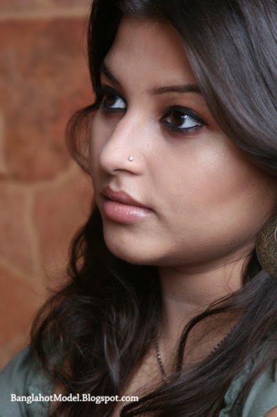 Jenny Bangladeshi Model