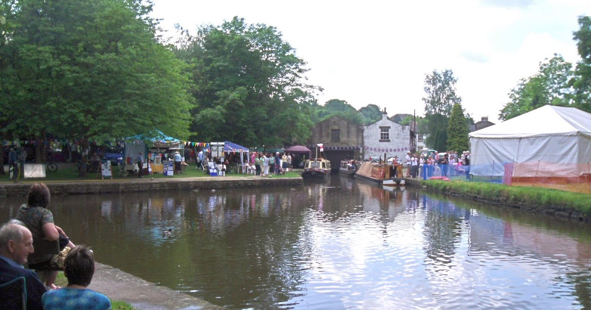Boatlife Cruising Aboard NB Valerie WHALEY BRIDGE