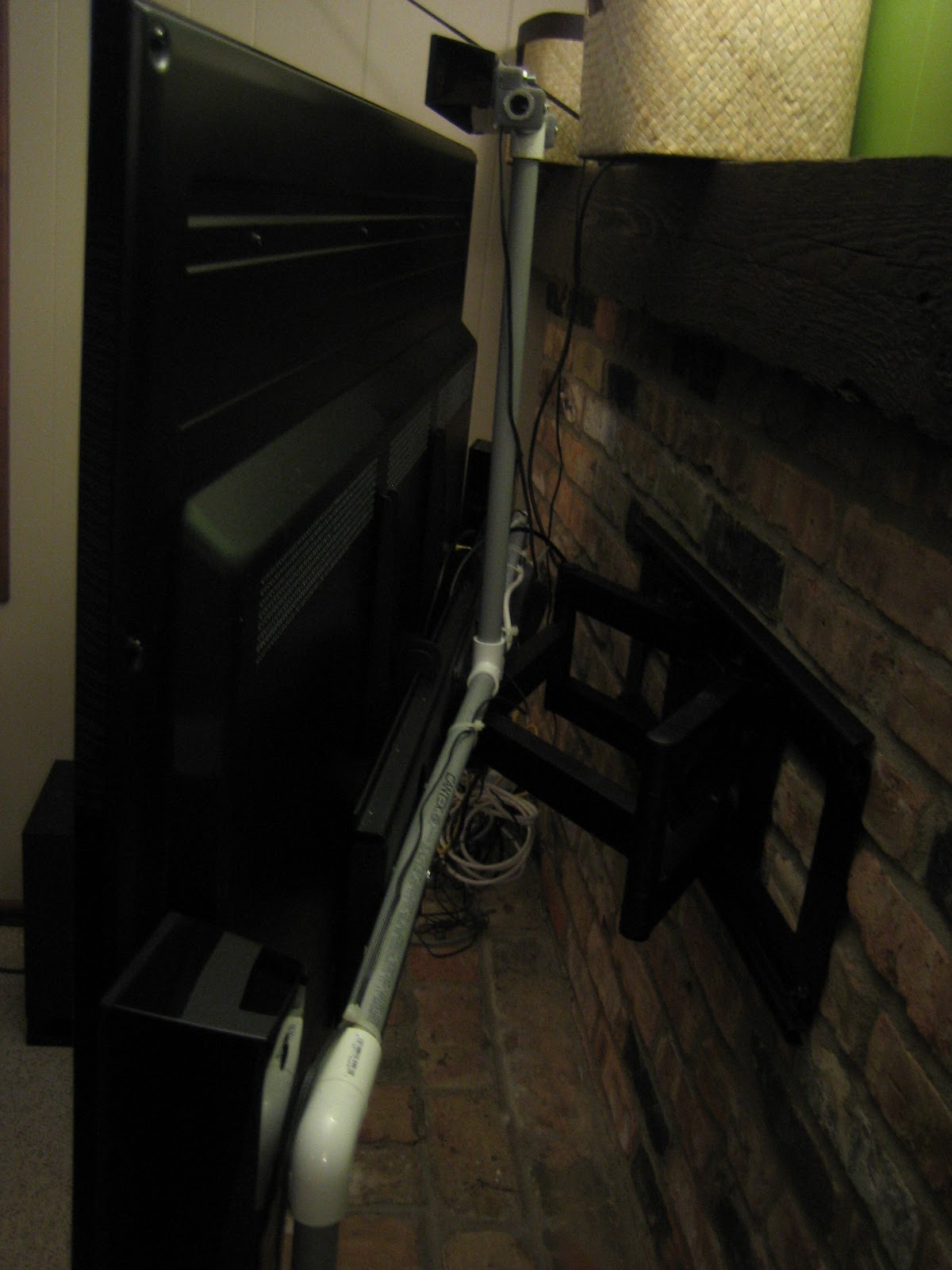 Buildin' Projects Home Made Front & Center Channel Speaker Mounts