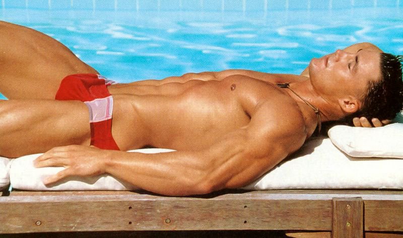 [red+guy+12.jpg]