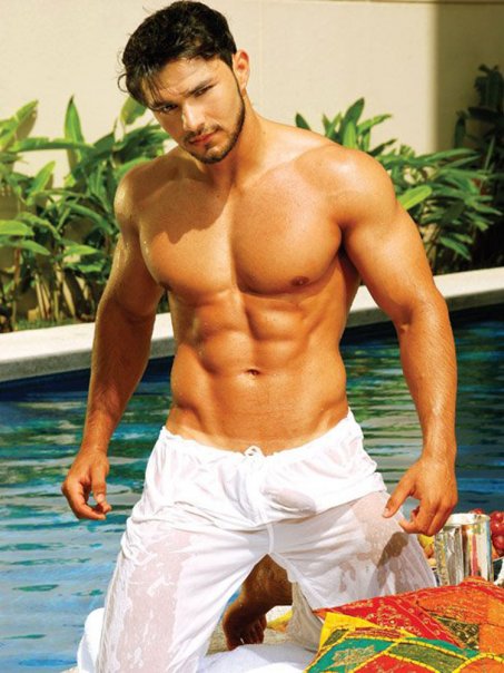 [blanco+guy+3.jpg]