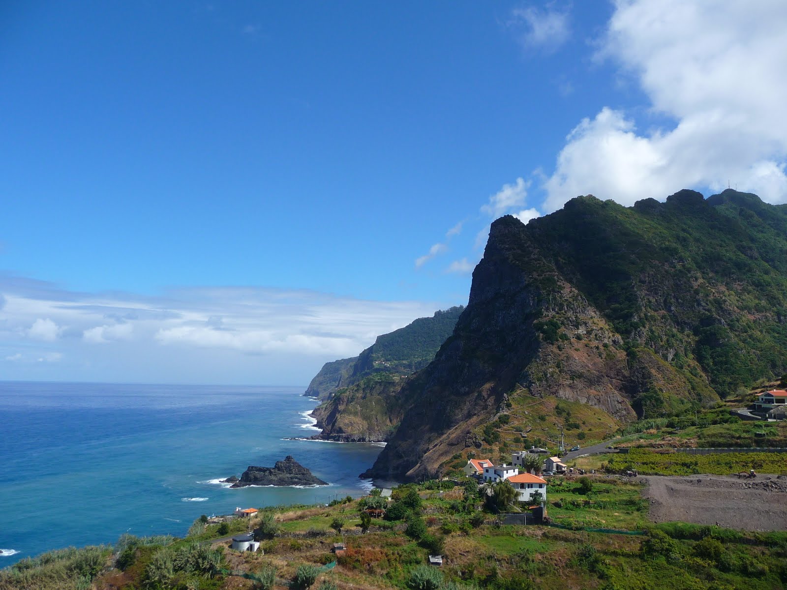 BETTYZOU L’ÎLE VERTE