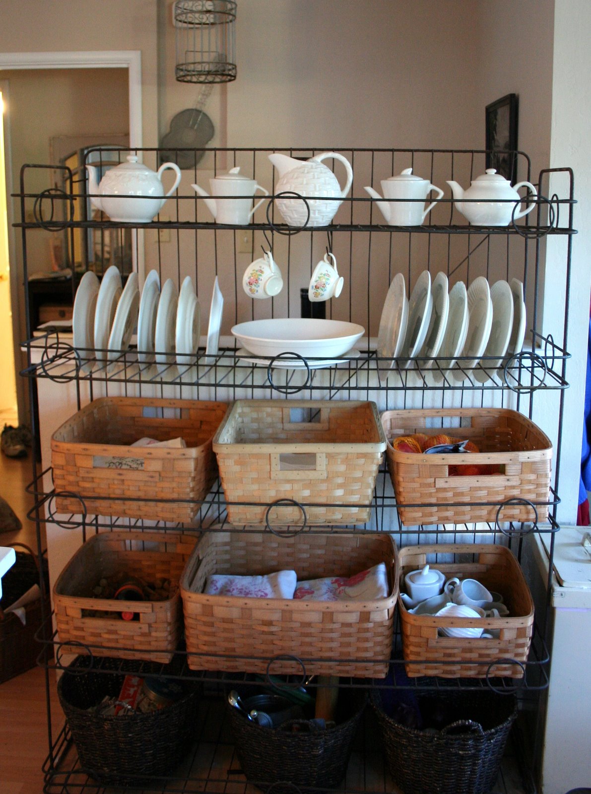 [baker's+rack.JPG]